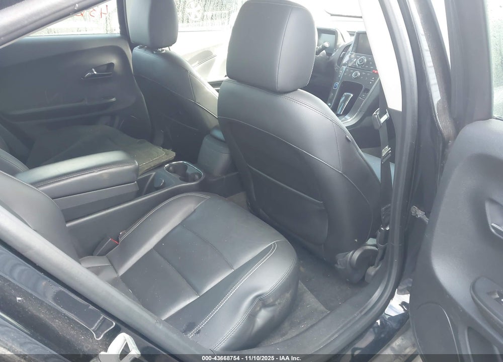 2014 CHEVROLET VOLT VIN: 1G1RH6E40EU140024