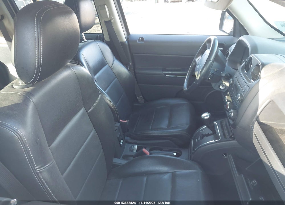 2010 JEEP PATRIOT VIN: 1J4NF4GB5AD562838