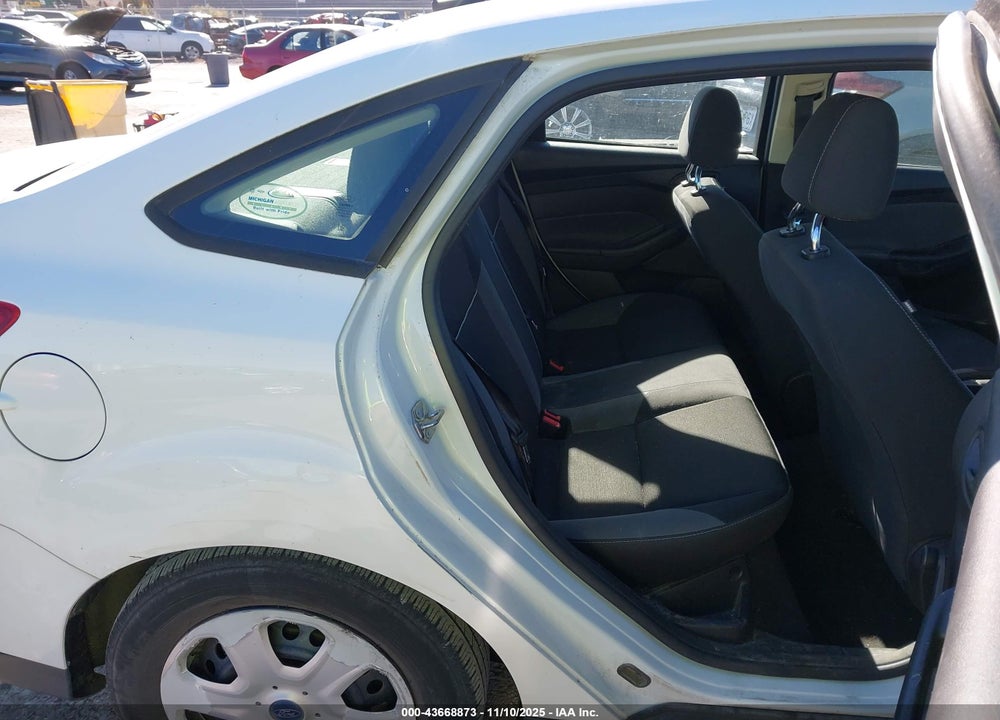 2014 FORD FOCUS S VIN: 1FADP3E20EL460795