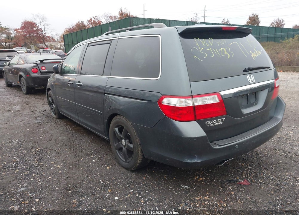 2006 HONDA ODYSSEY TOURING VIN: 5FNRL38896B083030