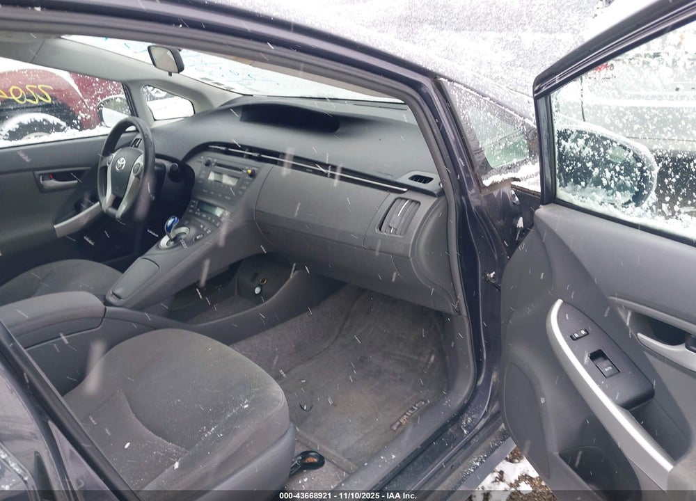 2010 TOYOTA PRIUS II VIN: JTDKN3DUXA0230607