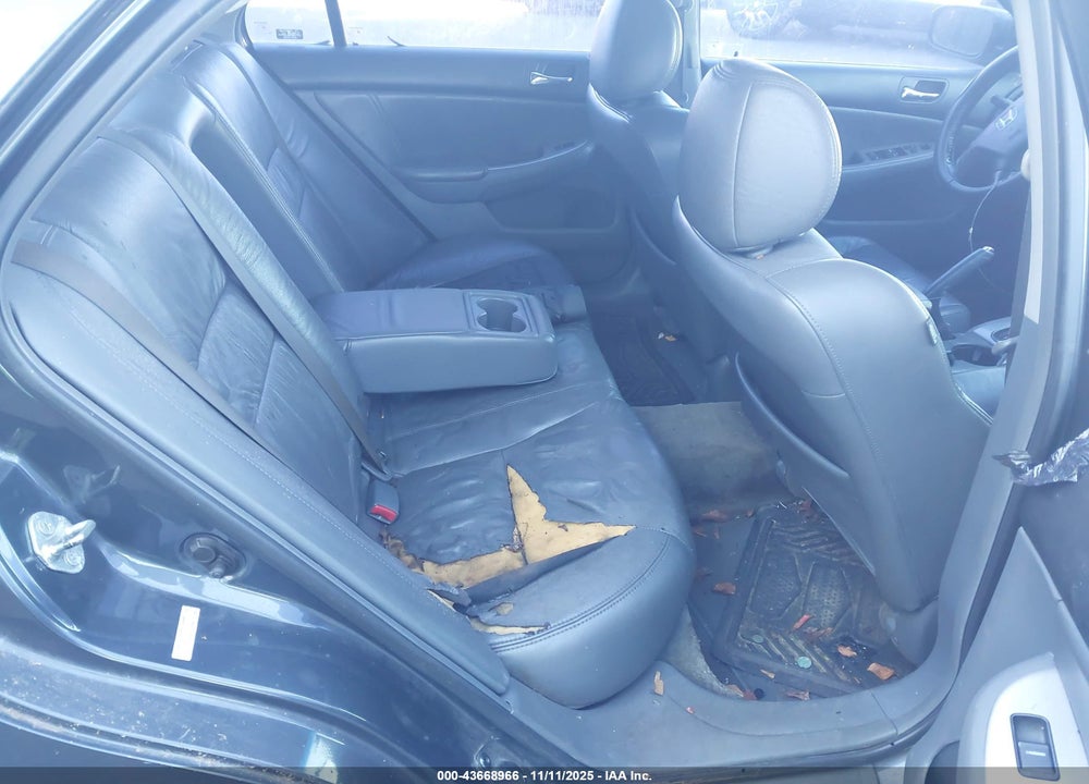 2007 HONDA ACCORD 3.0 EX VIN: 1HGCM66577A061827