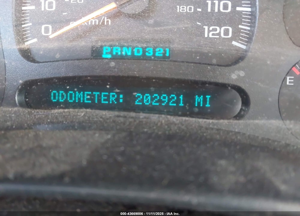 2005 CHEVROLET AVALANCHE 1500 LS VIN: 3GNEK12Z25G256085