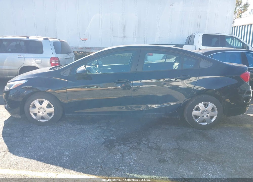 2017 CHEVROLET CRUZE LS AUTO VIN: 1G1BC5SM9H7206670