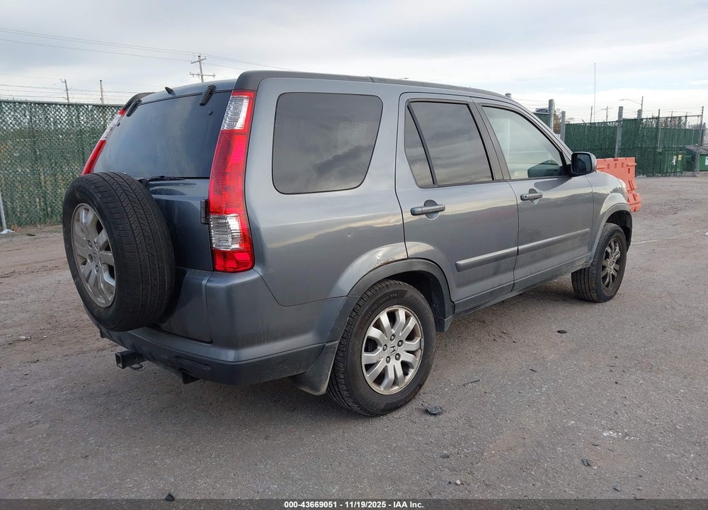 2005 HONDA CR-V SE VIN: JHLRD78955C008756