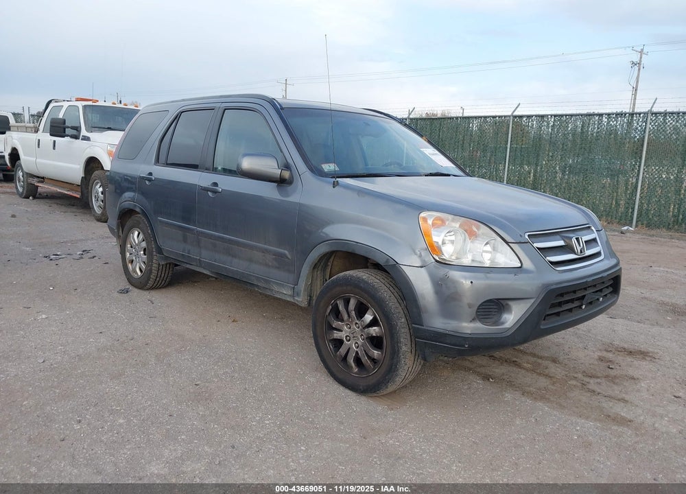 2005 HONDA CR-V SE VIN: JHLRD78955C008756
