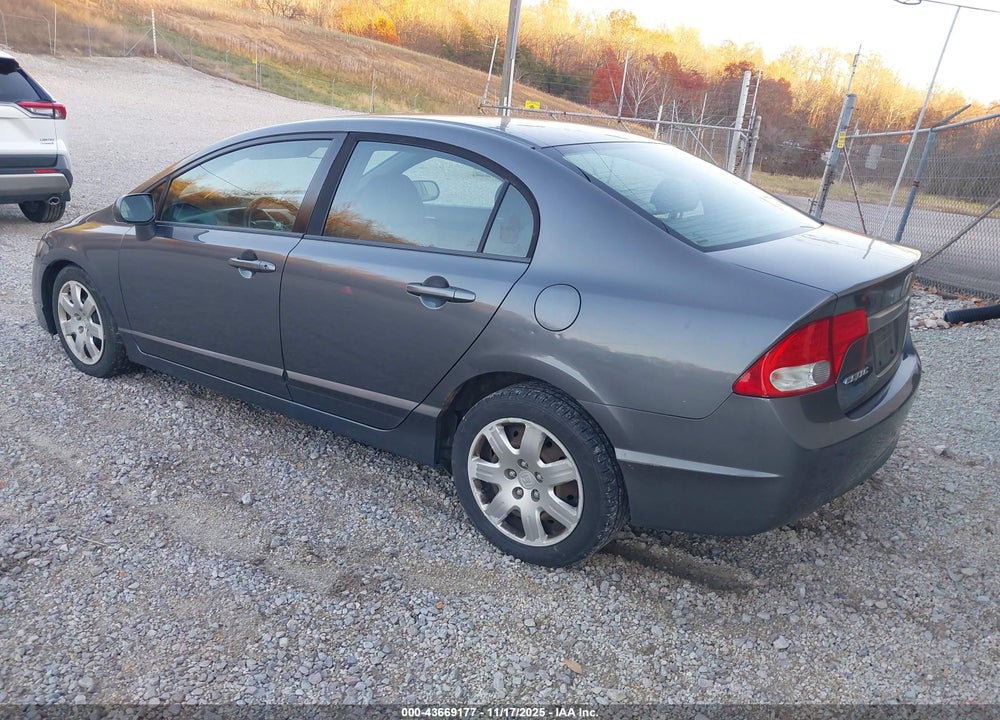 2011 HONDA CIVIC LX VIN: 19XFA1F52BE026657