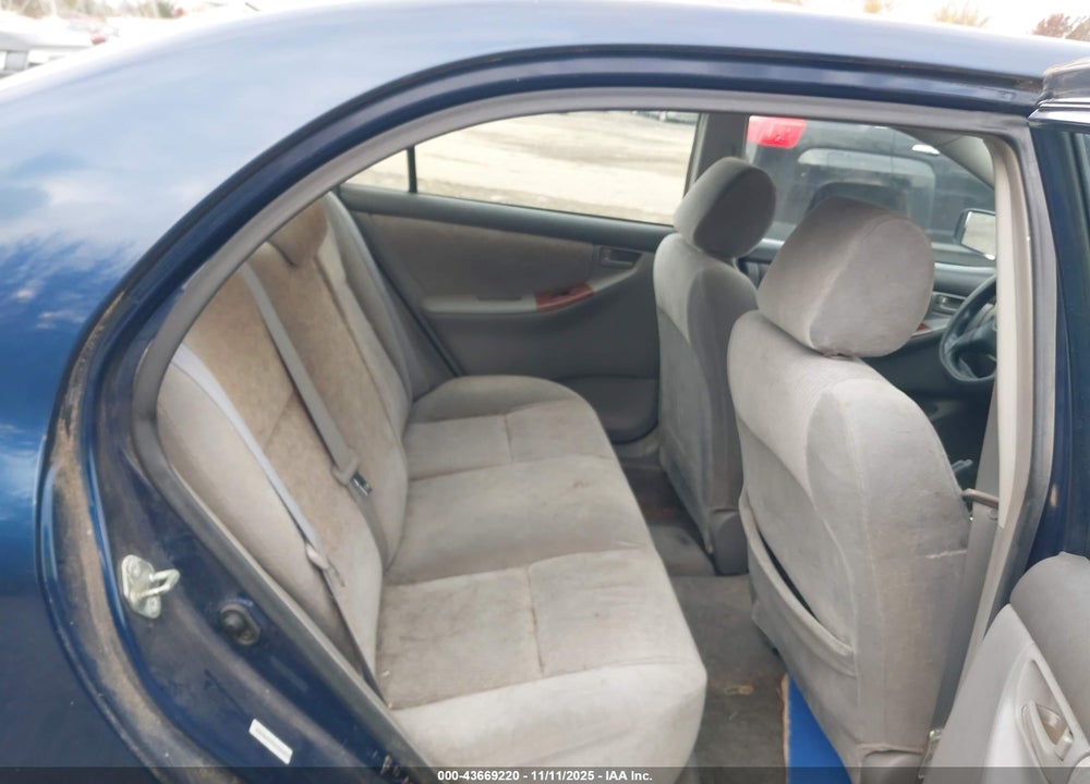 2005 TOYOTA COROLLA LE VIN: 1NXBR32E55Z378903