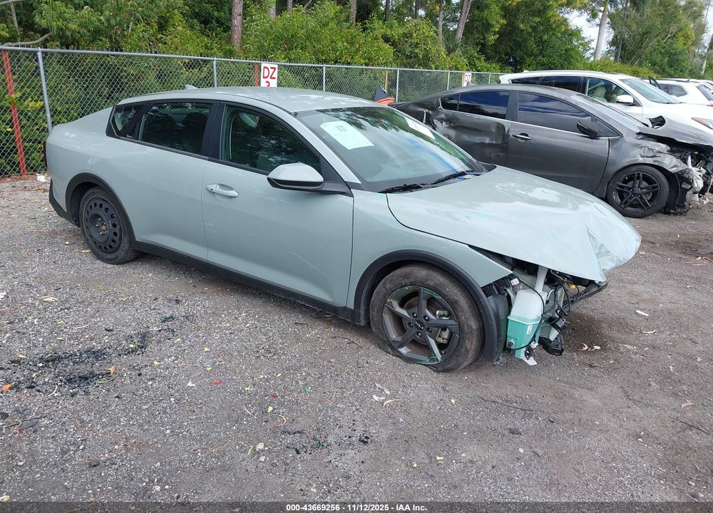 2025 KIA K4 LXS VIN: 3KPFT4DE5SE124547