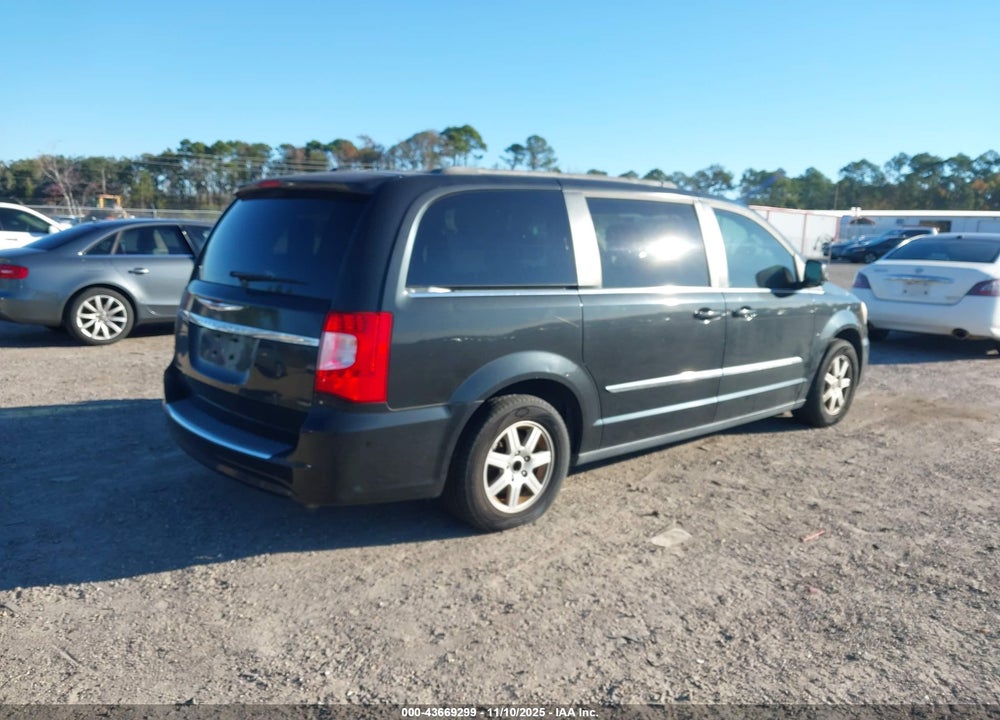 2011 CHRYSLER TOWN & COUNTRY TOURING VIN: 2A4RR5DG9BR611178