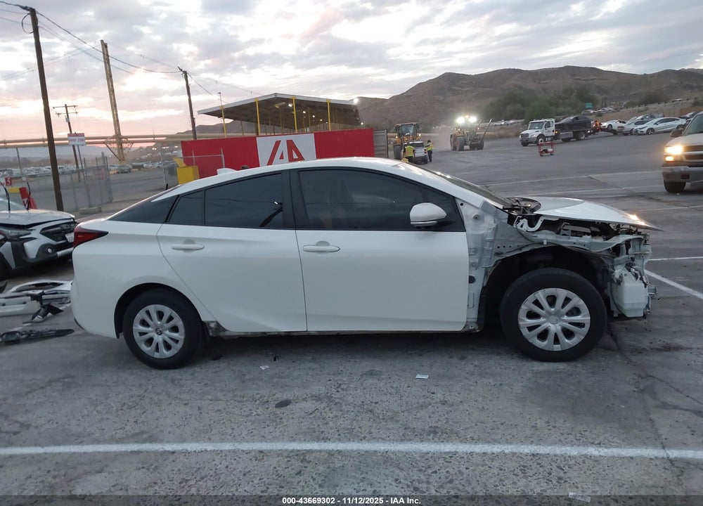 2020 TOYOTA PRIUS L ECO VIN: JTDKARFU5L3110257
