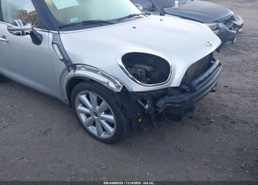 2013 MINI COUNTRYMAN VIN: WMWZC3C51DWP22617