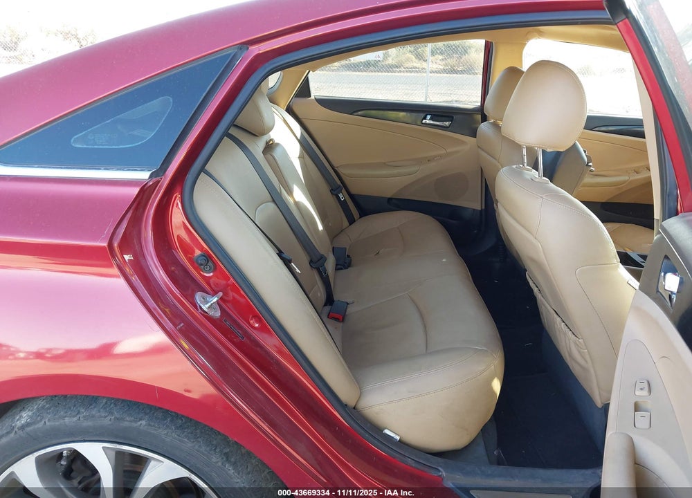 2013 HYUNDAI SONATA LIMITED 2.0T VIN: 5NPEC4AB1DH609093