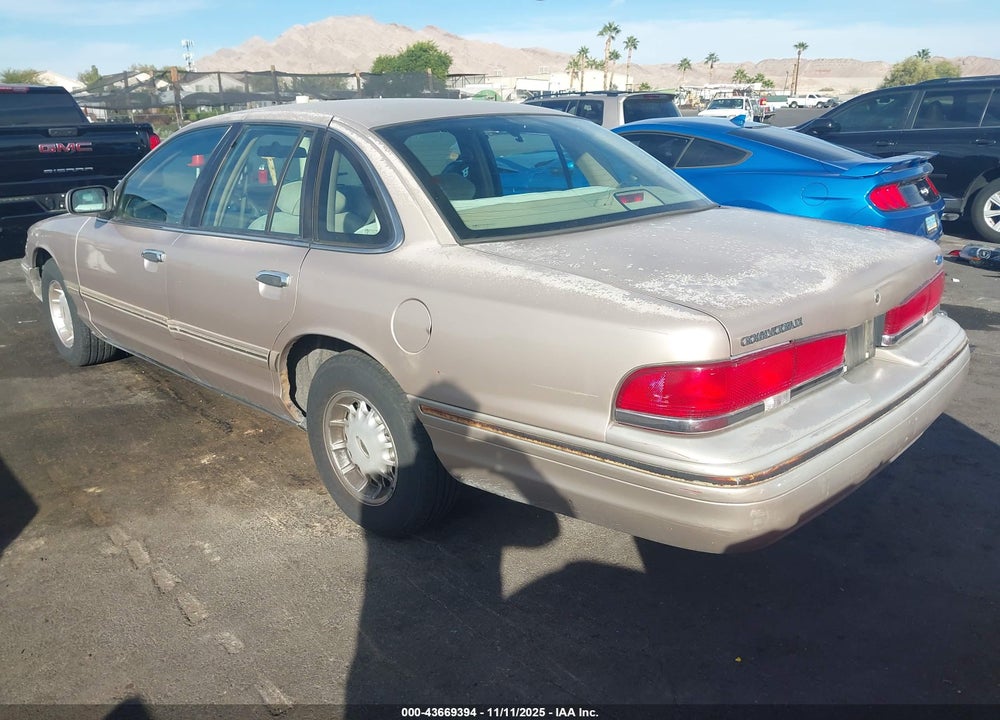1997 FORD CROWN VICTORIA LX VIN: 2FALP74W4VX179691