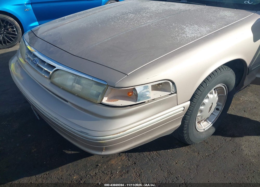 1997 FORD CROWN VICTORIA LX VIN: 2FALP74W4VX179691