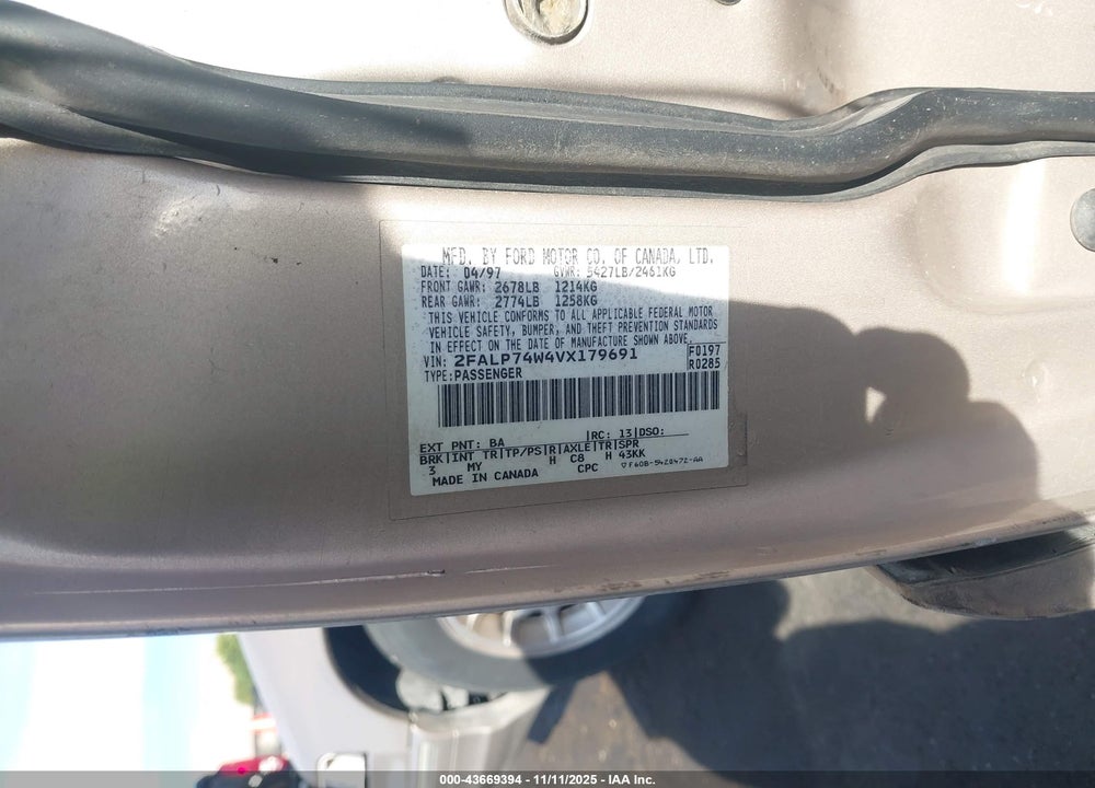 1997 FORD CROWN VICTORIA LX VIN: 2FALP74W4VX179691