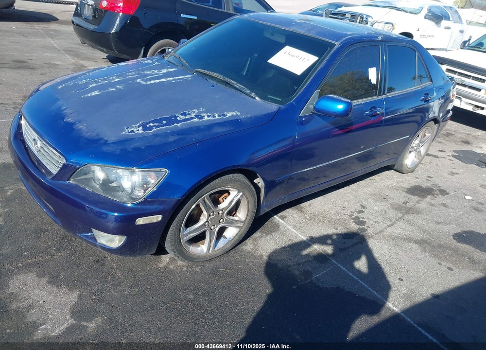 2001 LEXUS IS 300 VIN: JTHBD182810020814