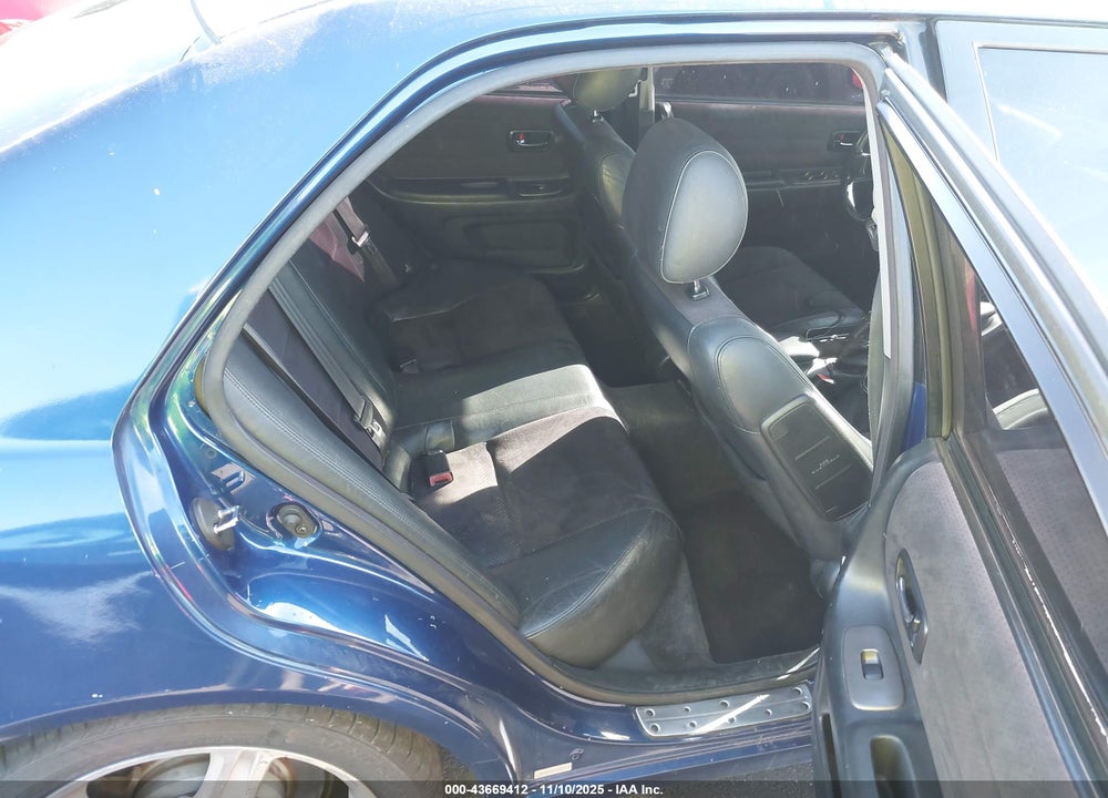 2001 LEXUS IS 300 VIN: JTHBD182810020814