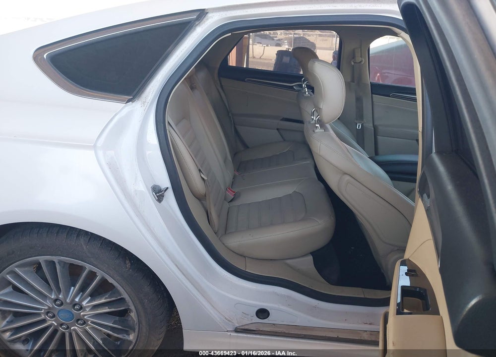 2013 FORD FUSION HYBRID SE VIN: 3FA6P0LUXDR273754