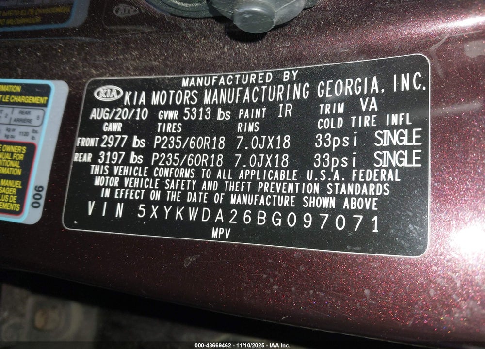 2011 KIA SORENTO SX V6 VIN: 5XYKWDA26BG097071