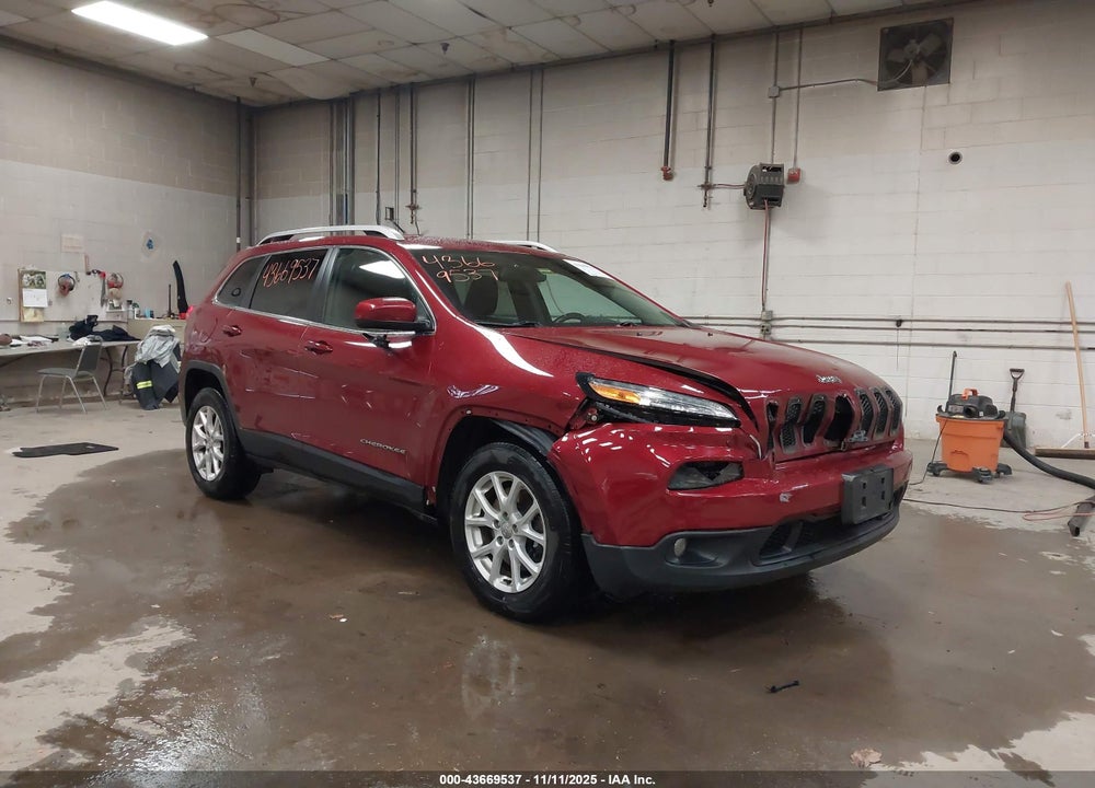 2017 JEEP CHEROKEE LATITUDE 4X4 VIN: 1C4PJMCB5HW556801