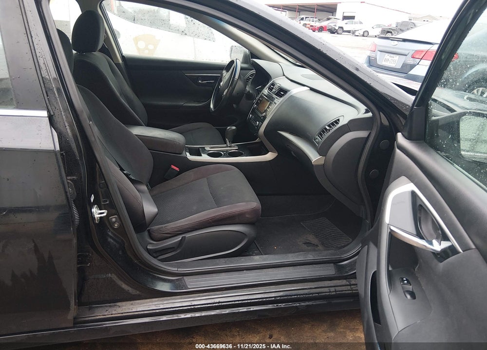 2014 NISSAN ALTIMA 2.5 SV VIN: 1N4AL3AP2EN246167