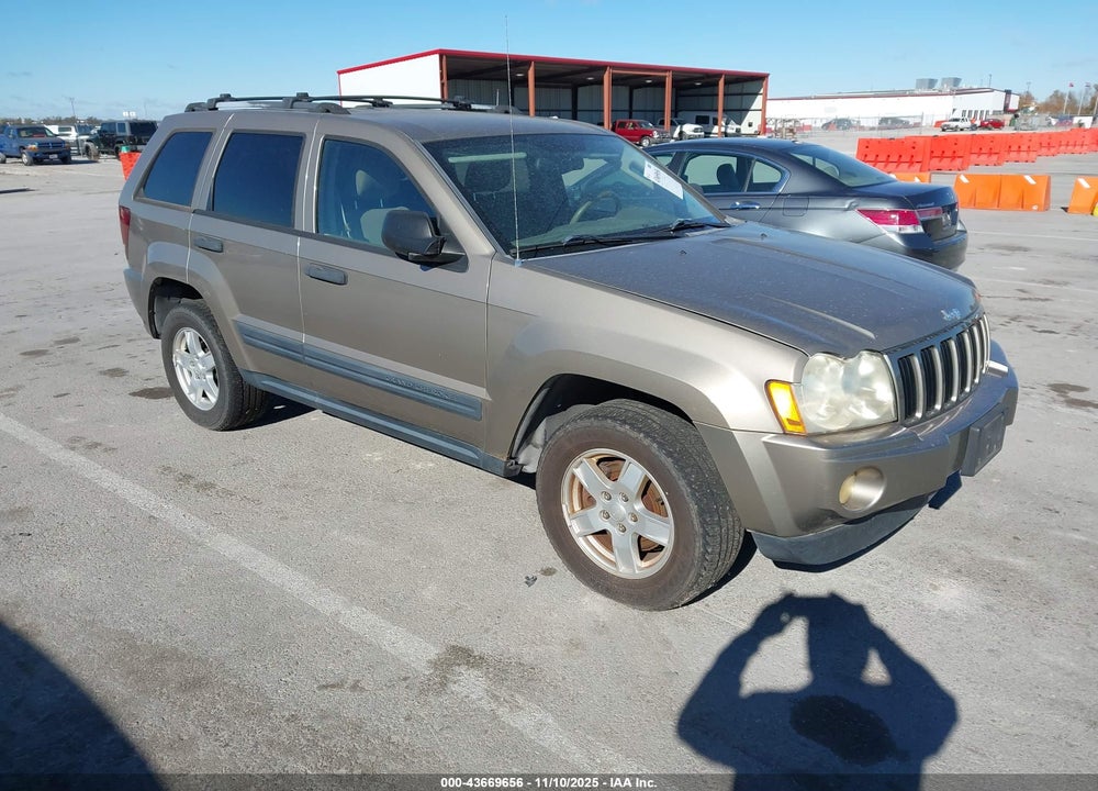 2005 JEEP GRAND CHEROKEE LAREDO VIN: 1J4HR48N85C690905