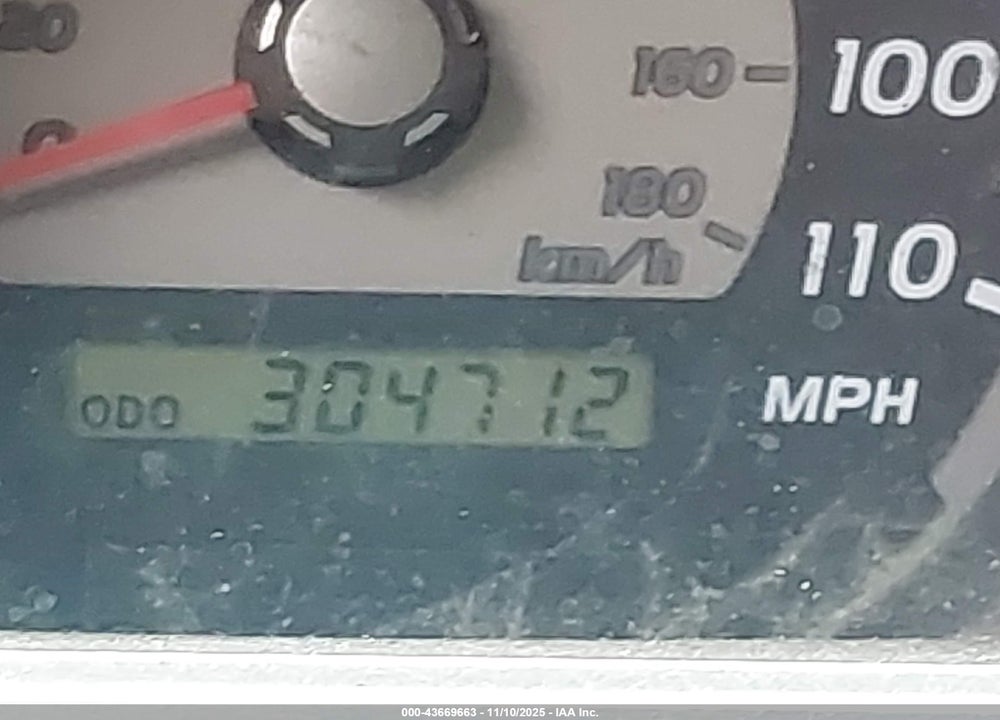 2003 TOYOTA 4RUNNER SR5 V8 VIN: JTEZT14R830008795