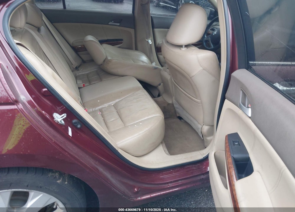 2009 HONDA ACCORD VIN: 1HGCP36829A028365