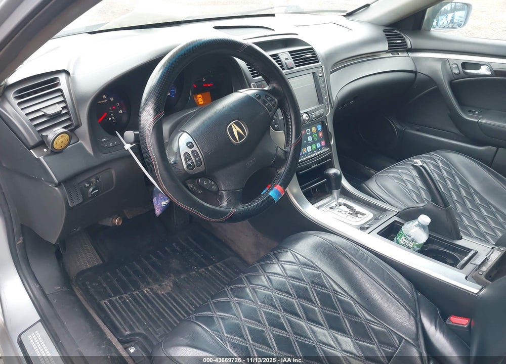 2005 ACURA TL VIN: 19UUA66235A019235