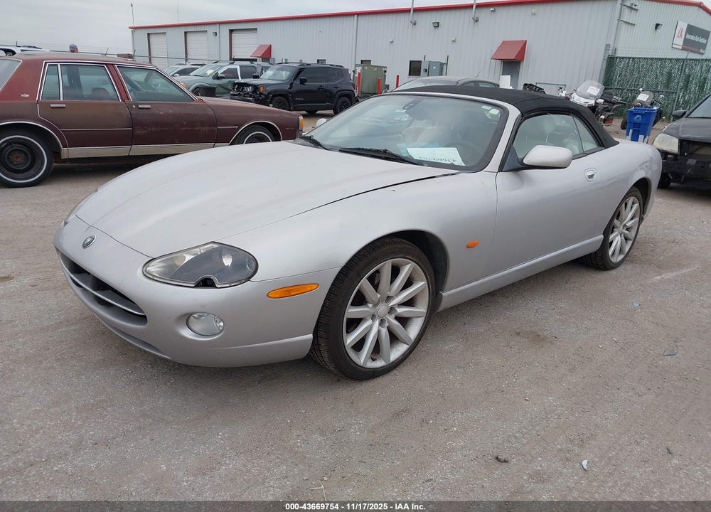 2006 JAGUAR XK8 VIN: SAJDA42C762A44883