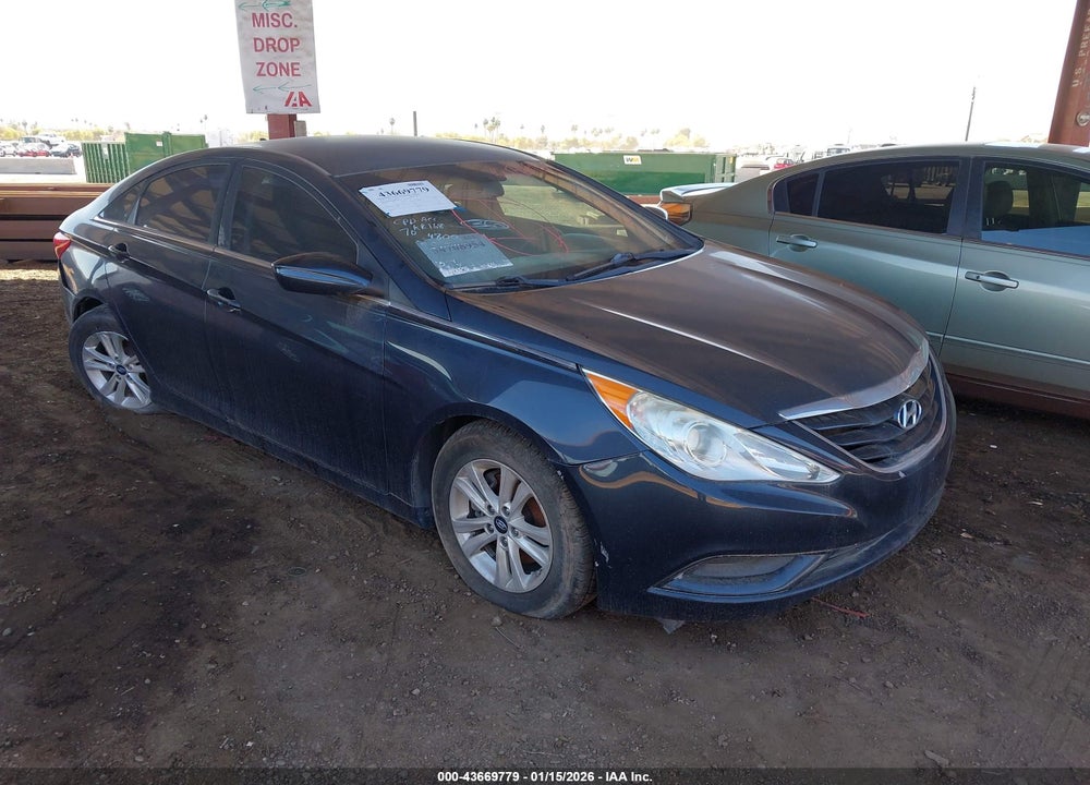 2013 HYUNDAI SONATA GLS VIN: 5NPEB4AC7DH684800
