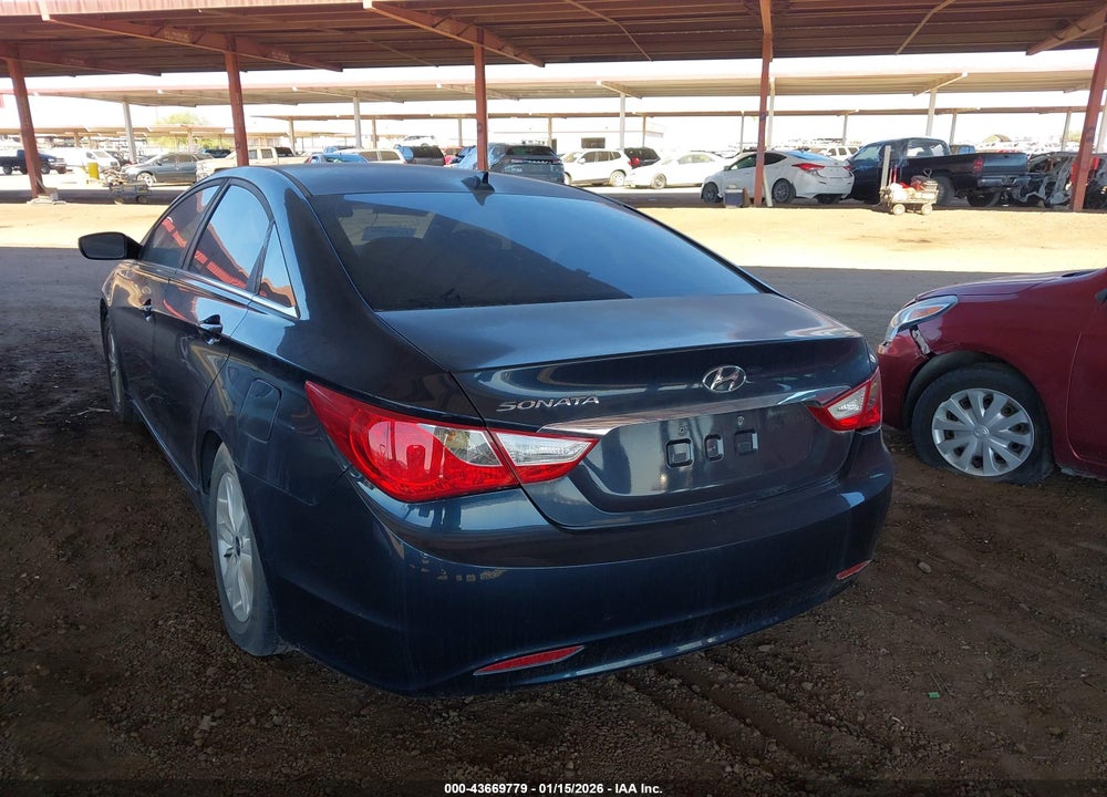 2013 HYUNDAI SONATA GLS VIN: 5NPEB4AC7DH684800