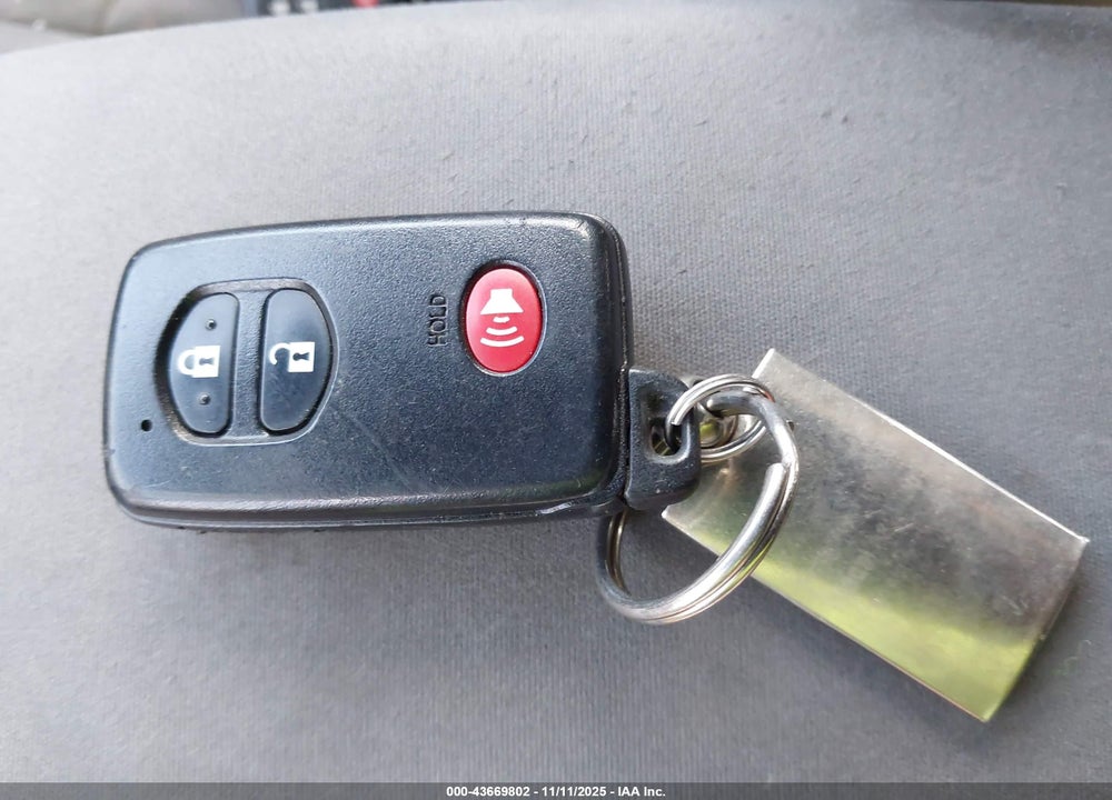 2011 TOYOTA PRIUS VIN: JTDKN3DUXB1378915