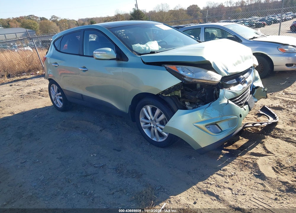 2010 HYUNDAI TUCSON LIMITED VIN: KM8JUCACXAU071408