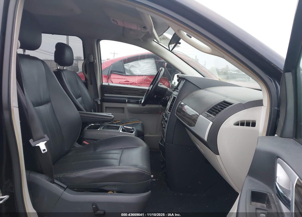 2010 CHRYSLER TOWN & COUNTRY TOURING VIN: 2A4RR5D12AR279692