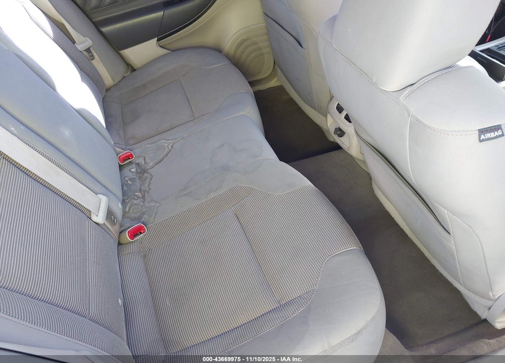 2011 FORD TAURUS SEL VIN: 1FAHP2EW3BG106045