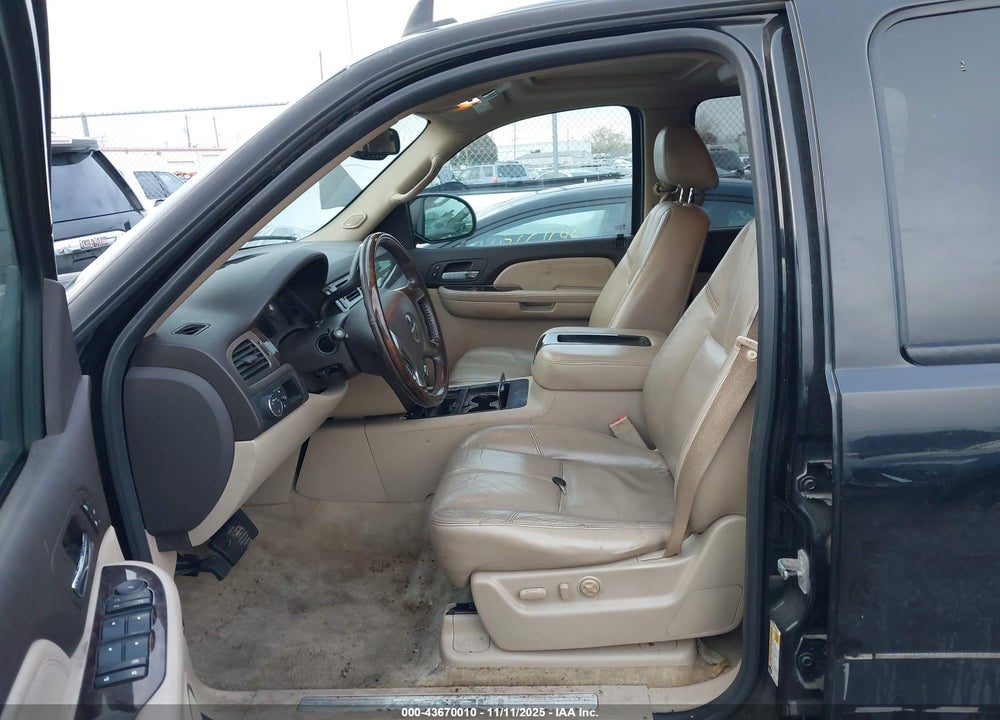 2007 GMC YUKON XL 1500 DENALI VIN: 1GKFK668X7J271449