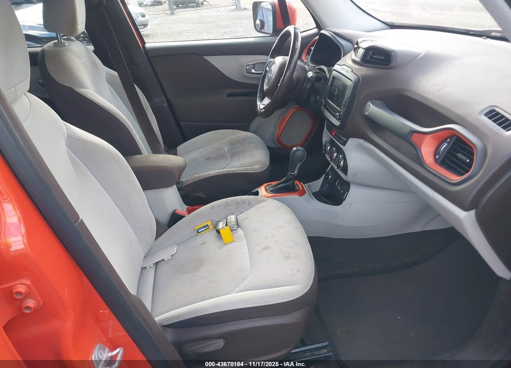 2015 JEEP RENEGADE LATITUDE VIN: ZACCJBBT3FPB47297