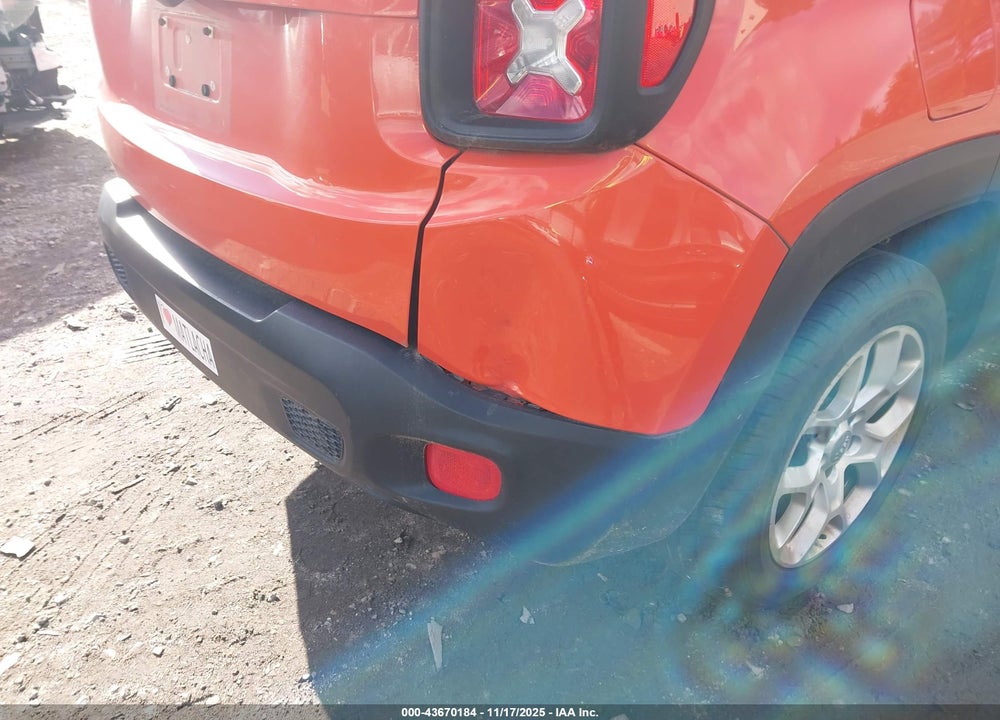 2015 JEEP RENEGADE LATITUDE VIN: ZACCJBBT3FPB47297