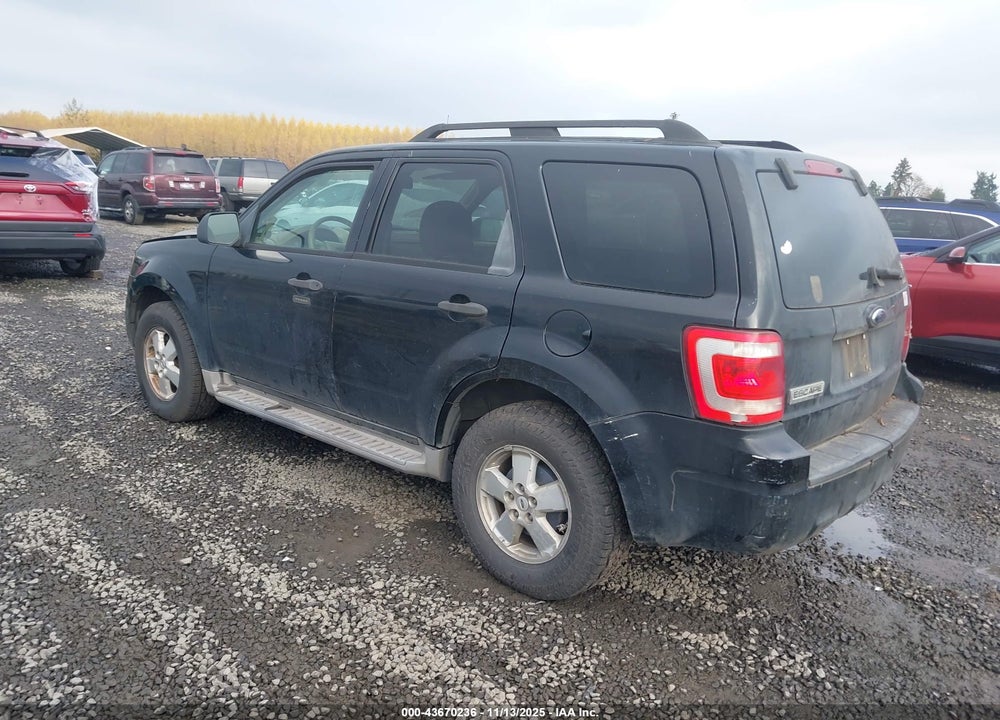 2009 FORD ESCAPE XLT VIN: 1FMCU03779KB00149