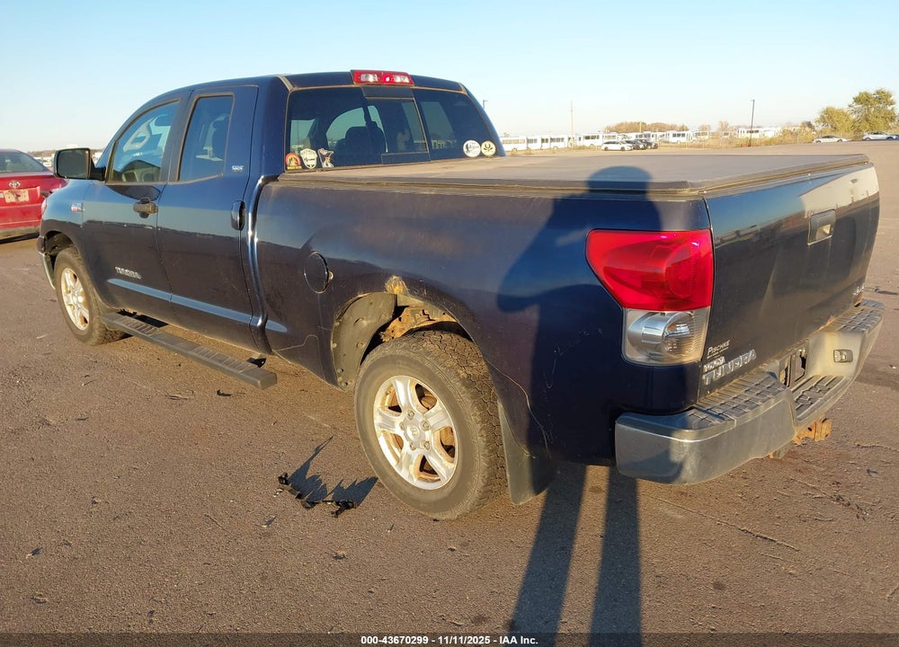 2007 TOYOTA TUNDRA SR5 5.7L V8 VIN: 5TBBV54117S455210