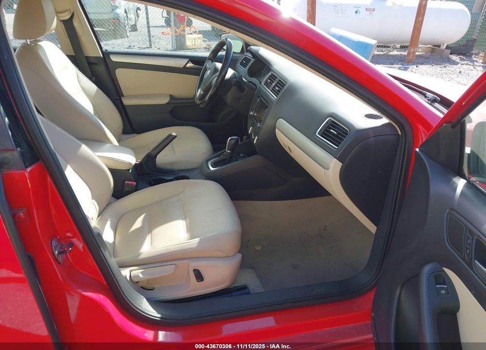 2014 VOLKSWAGEN JETTA VIN: 3VWD17AJ8EM416832