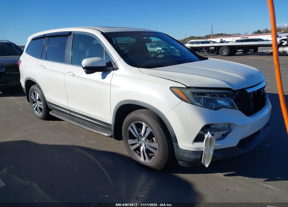 2018 HONDA PILOT EX-L VIN: 5FNYF5H52JB003578