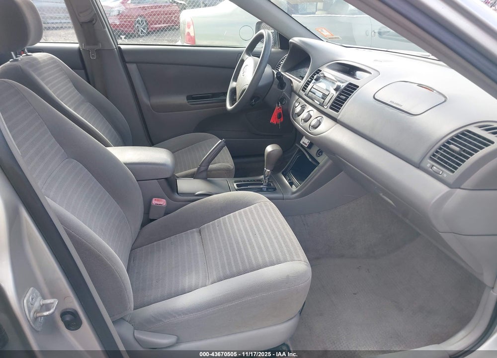 2005 TOYOTA CAMRY STD/ VIN: 4T1BE32K95U391087