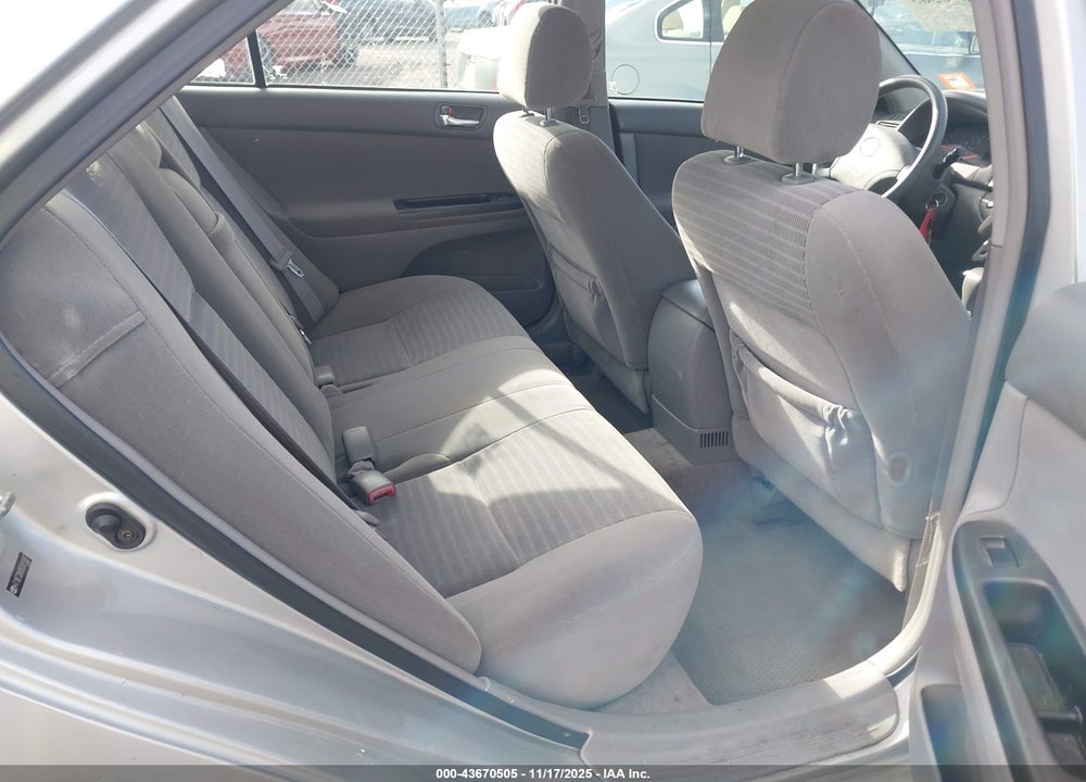 2005 TOYOTA CAMRY STD/ VIN: 4T1BE32K95U391087