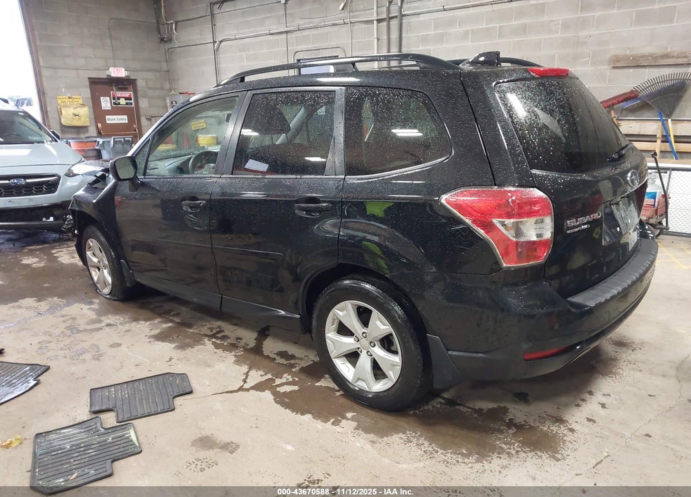 2016 SUBARU FORESTER VIN: JF2SJADCXGH403058