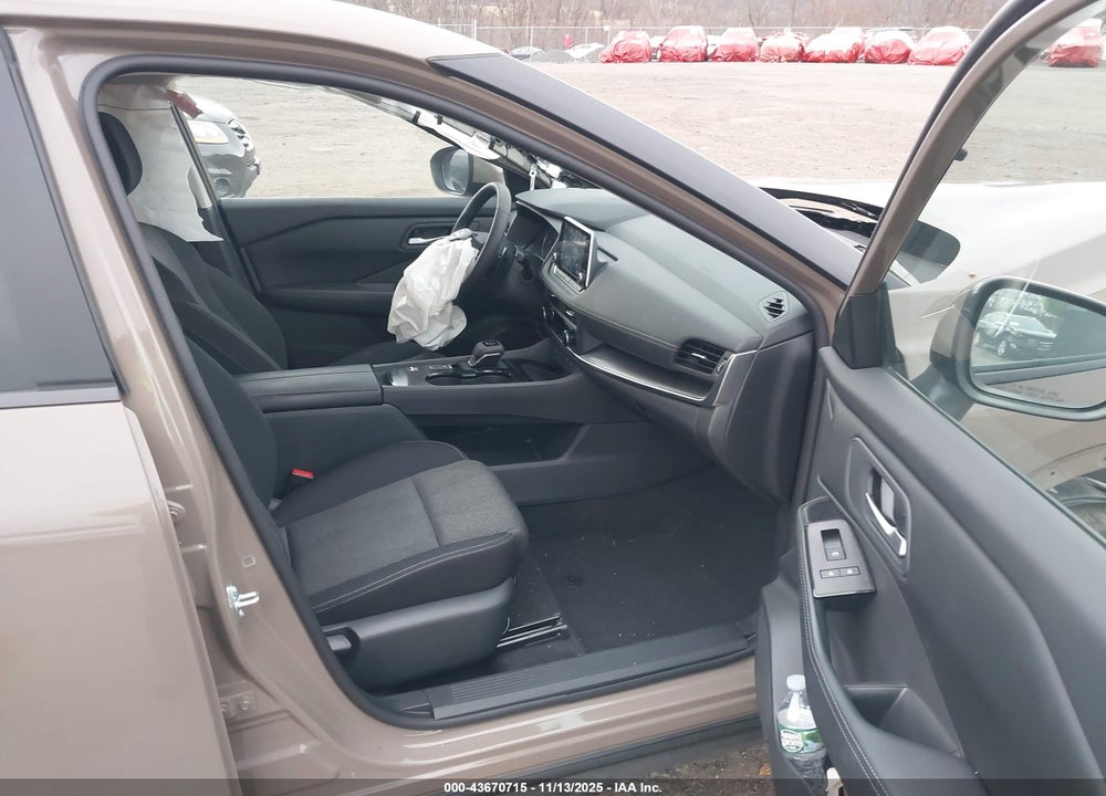 2025 NISSAN ROGUE SV FWD VIN: 5N1BT3BA2SC834016