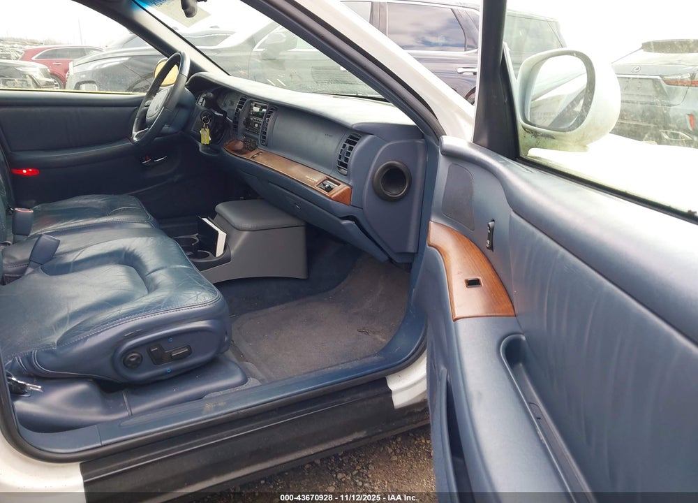 1999 BUICK PARK AVENUE VIN: 1G4CW52K7X4652684