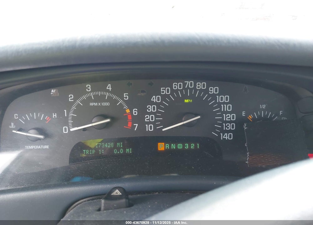 1999 BUICK PARK AVENUE VIN: 1G4CW52K7X4652684